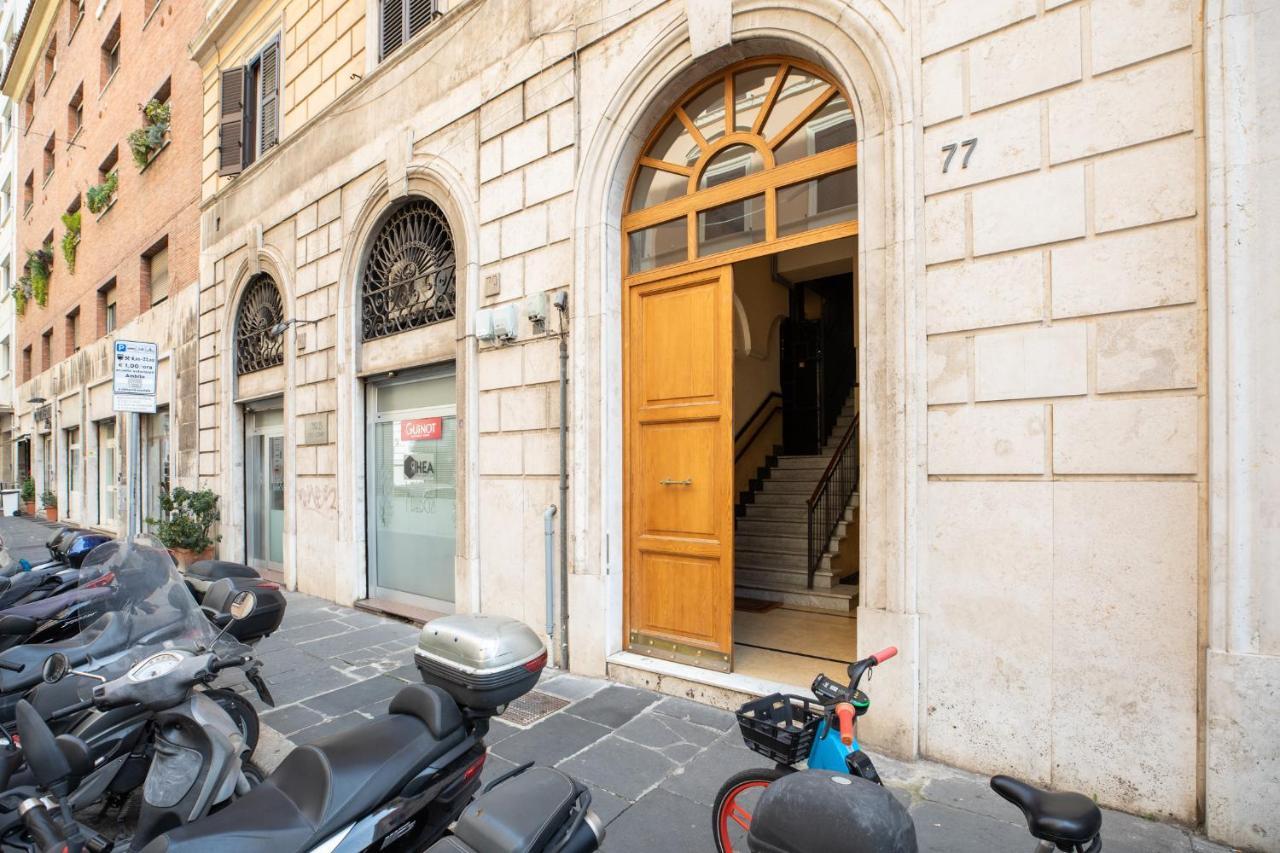 Apartamento Iflat Veneto Area'S Penthouse Roma Exterior foto